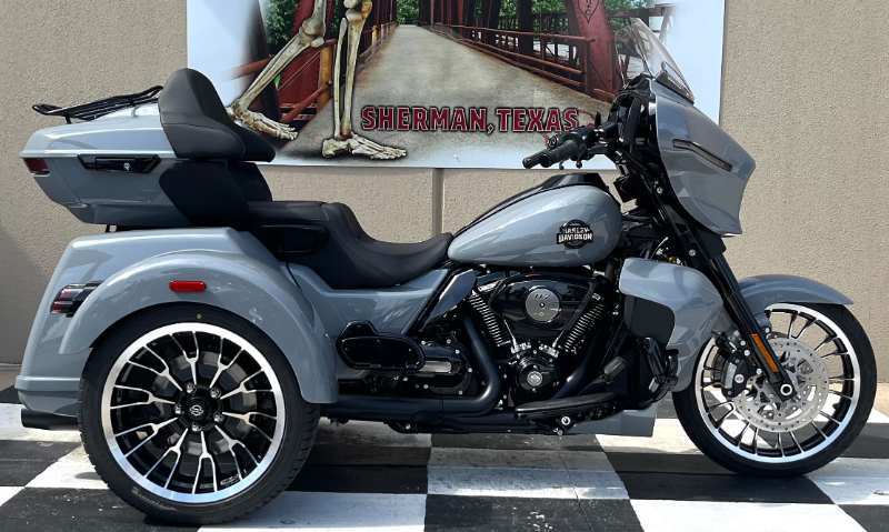 2026 Harley-Davidson STREET GLIDE 3 LIMITED FLHLT LIMITED in Sherman, TX