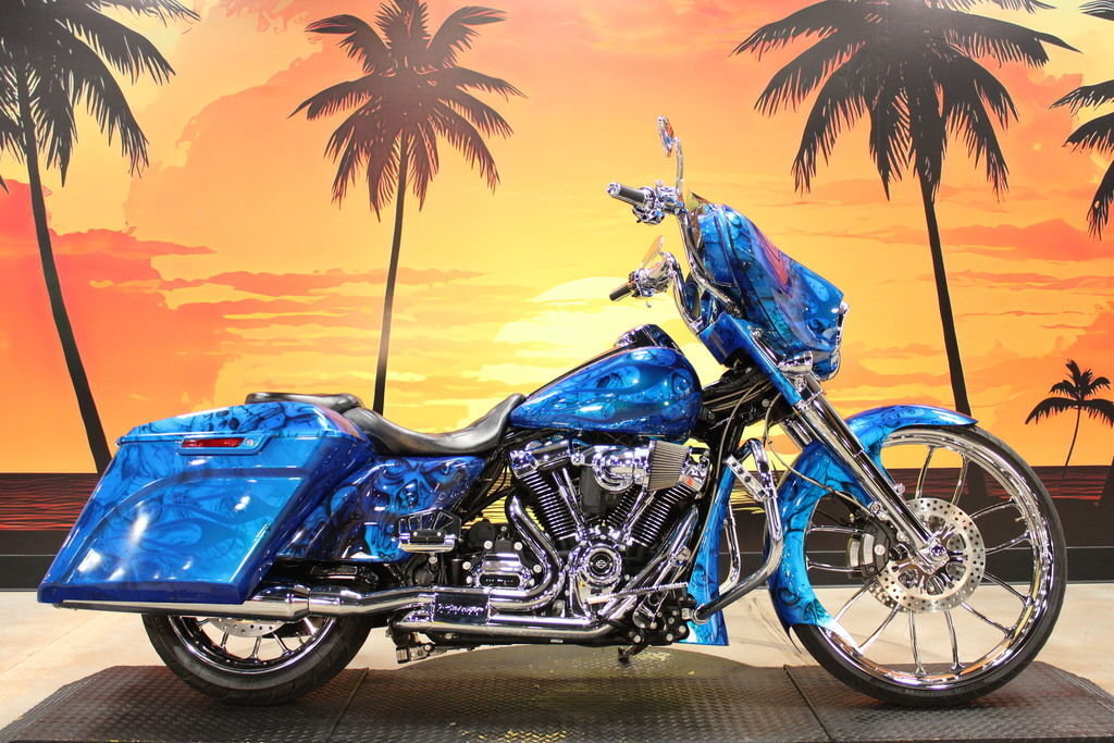 2019 Harley-Davidson® FLHX - Street Glide® FLHX in Ormond Beach, FL