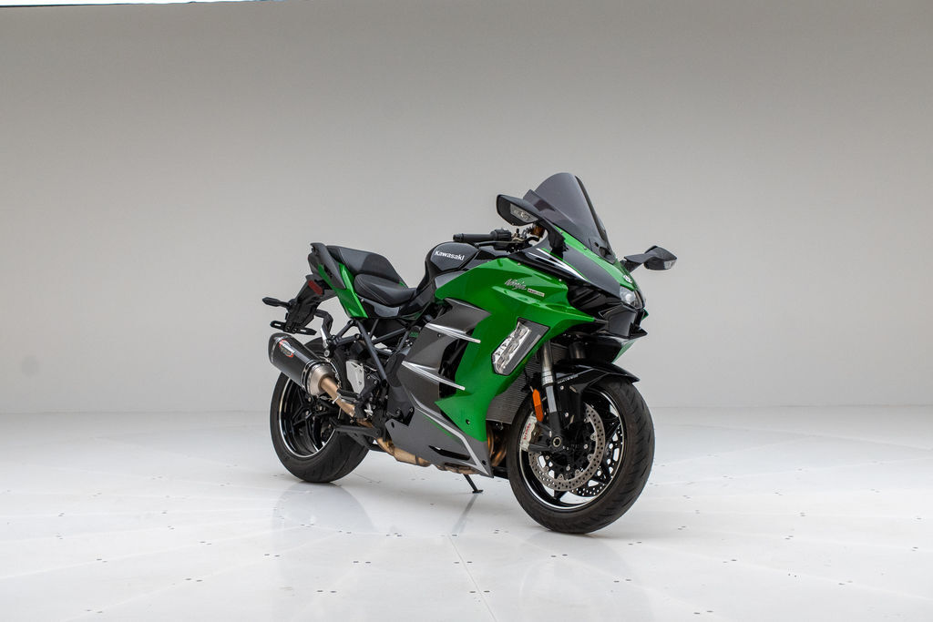 2025 Kawasaki H2 SX SE SE in Zionsville, IN