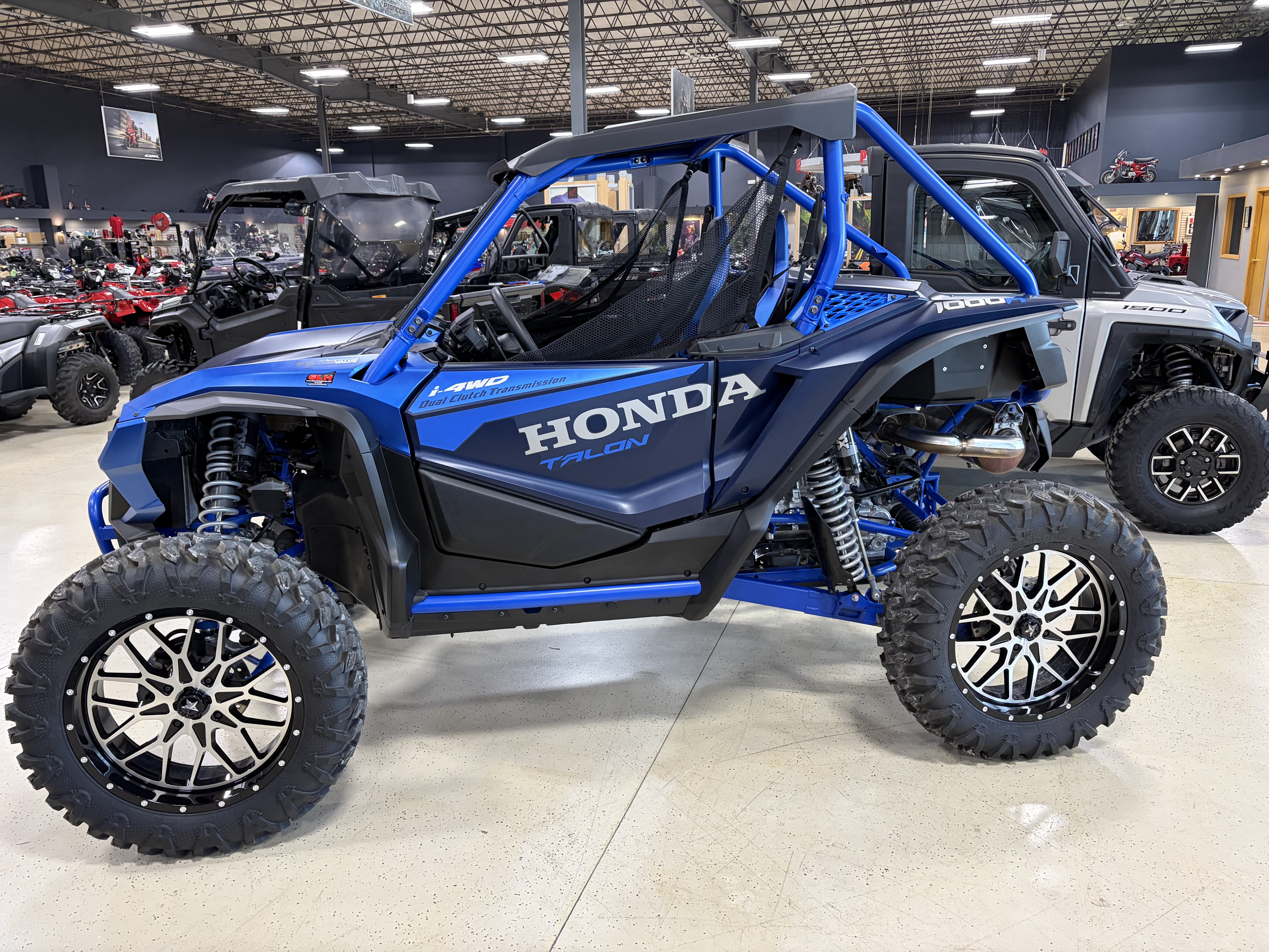 2023 Honda Talon 1000R FOX LIVE VALVE in storm lake IA