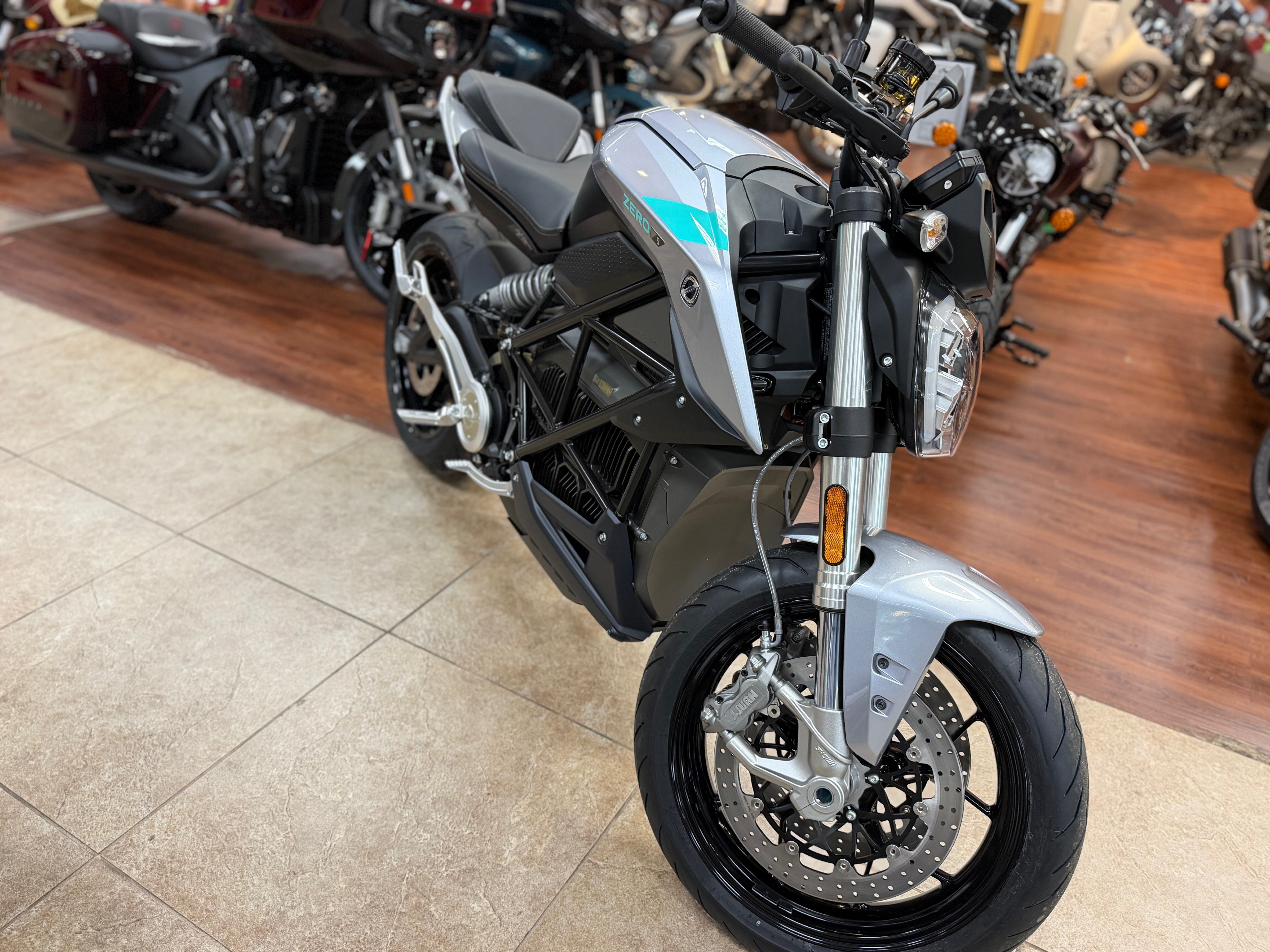 2025 Zero Motorcycles S in Mineola, NY