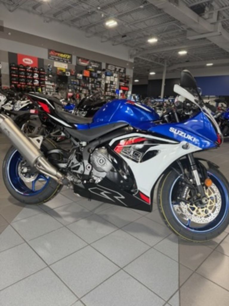2027 Suzuki GSX-R1000 1000 in Oakland, FL