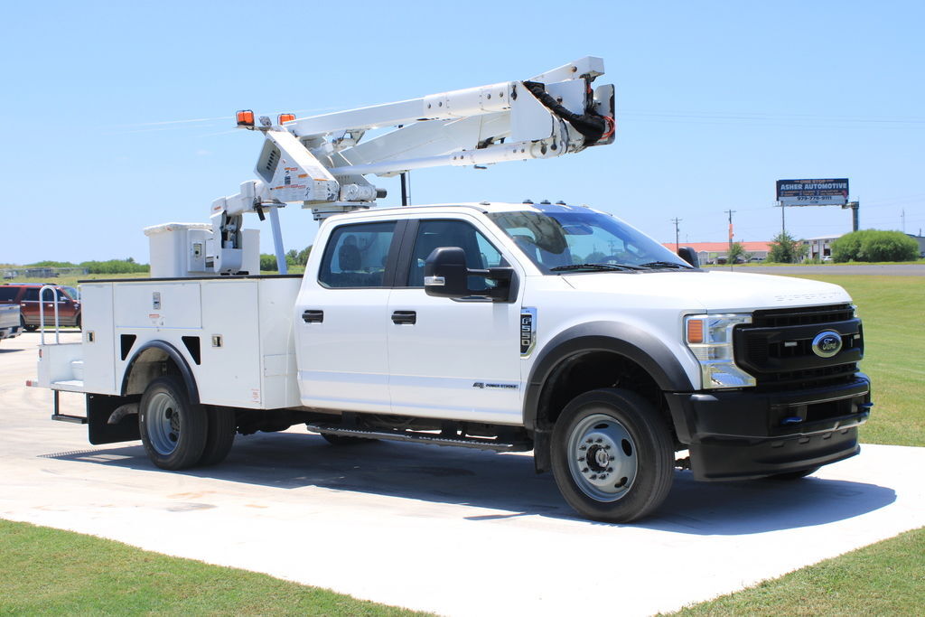 2020 FORD F-550 4x4 / Terex LT40 in Bryan, TX