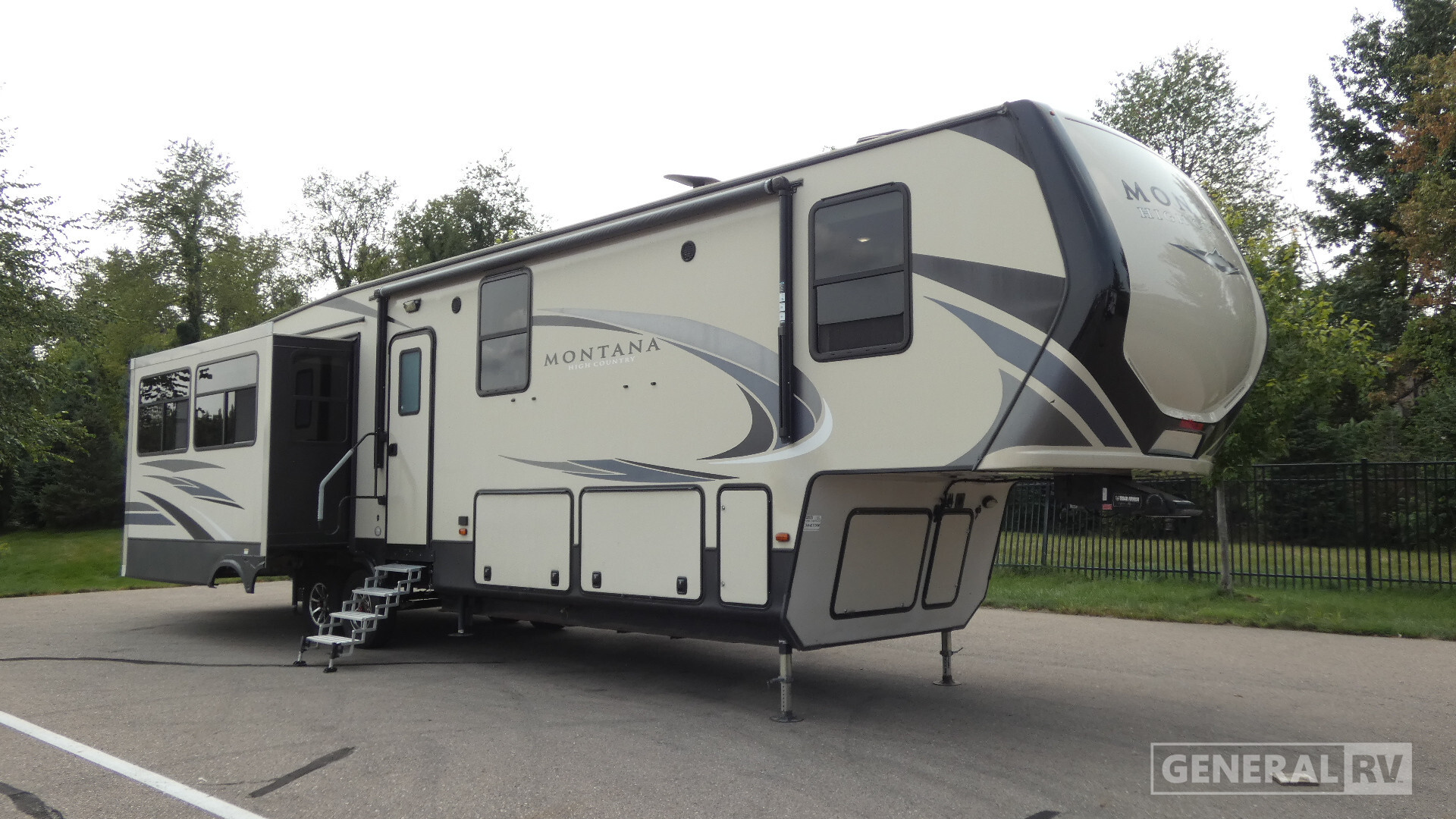 2020 Keystone MONTANA HIGH COUNTRY 385BR in clarkston MI