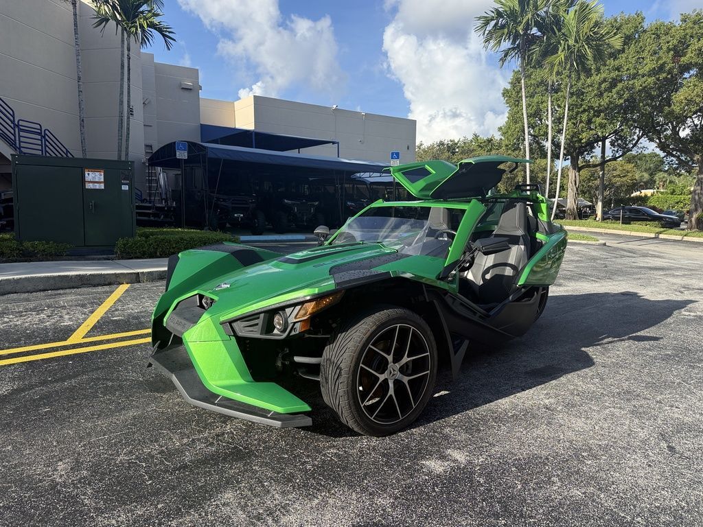2018 Polaris® Slingshot® SL Icon Dragon Green SLR ICON in Deerfield Beach, FL
