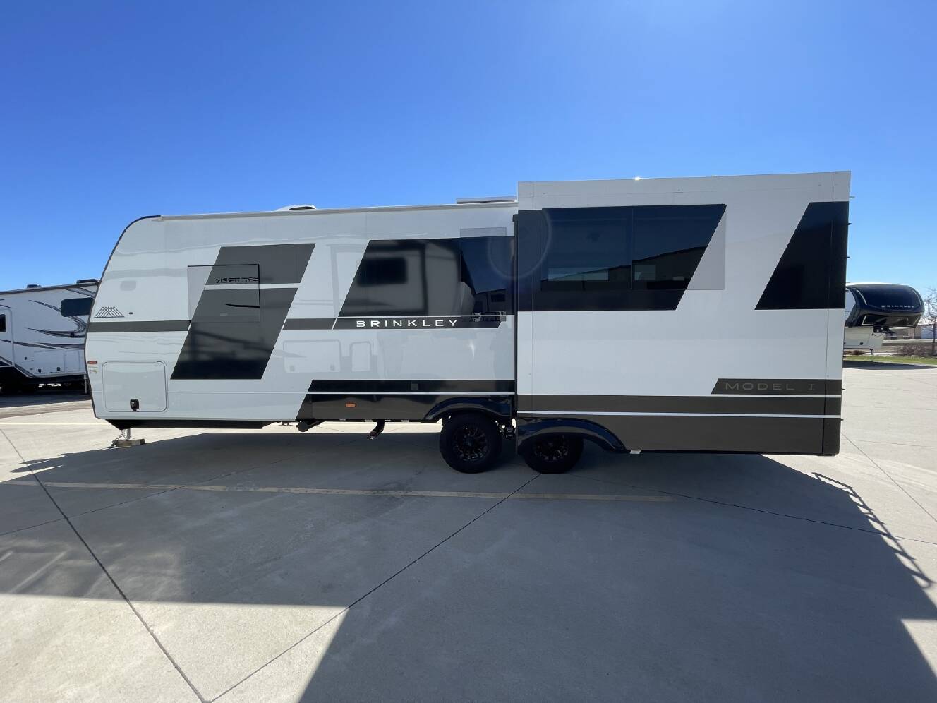 A photo of this 2025 Brinkley Rv MODEL I 275