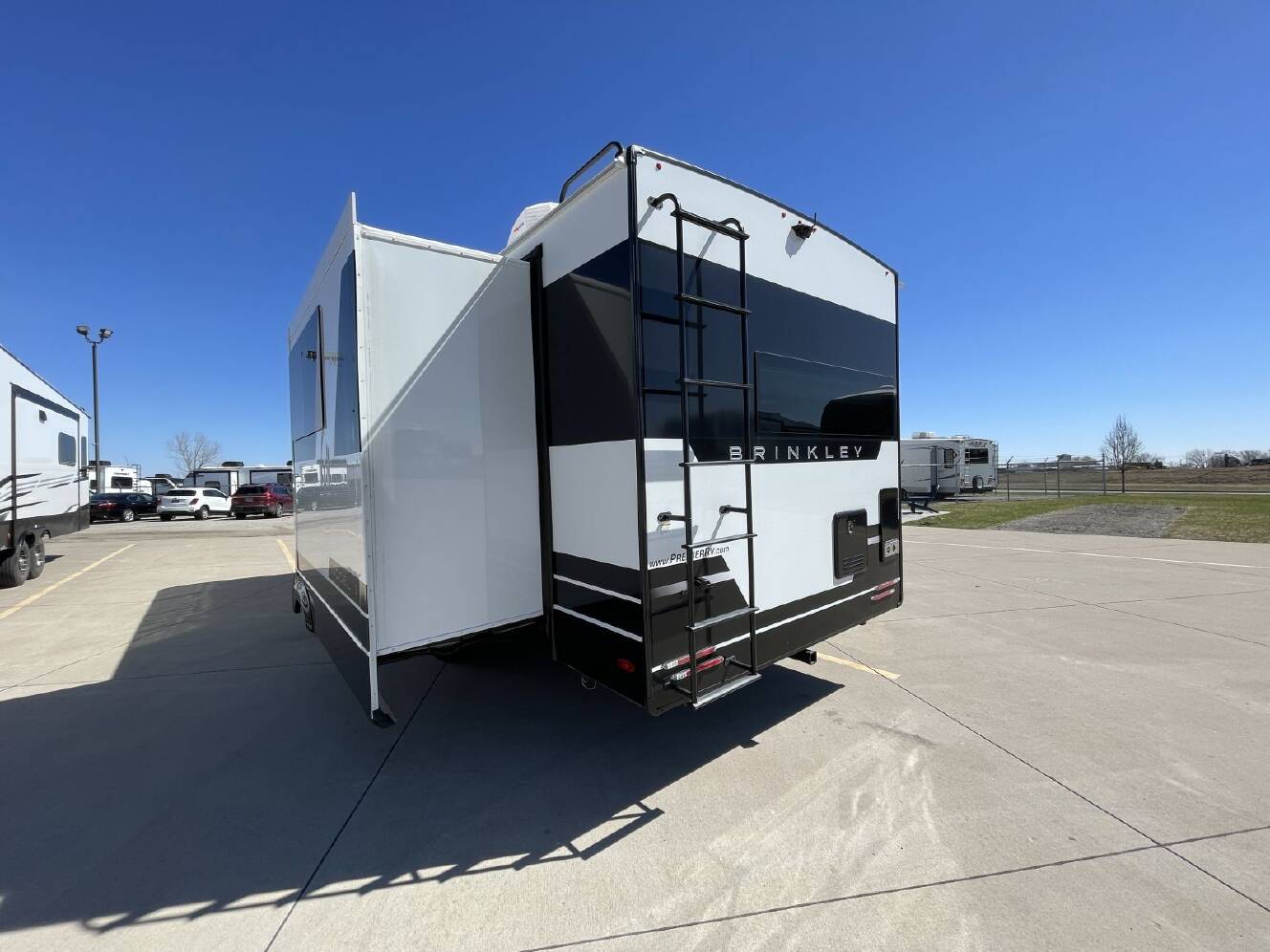 A photo of this 2025 Brinkley Rv MODEL I 275