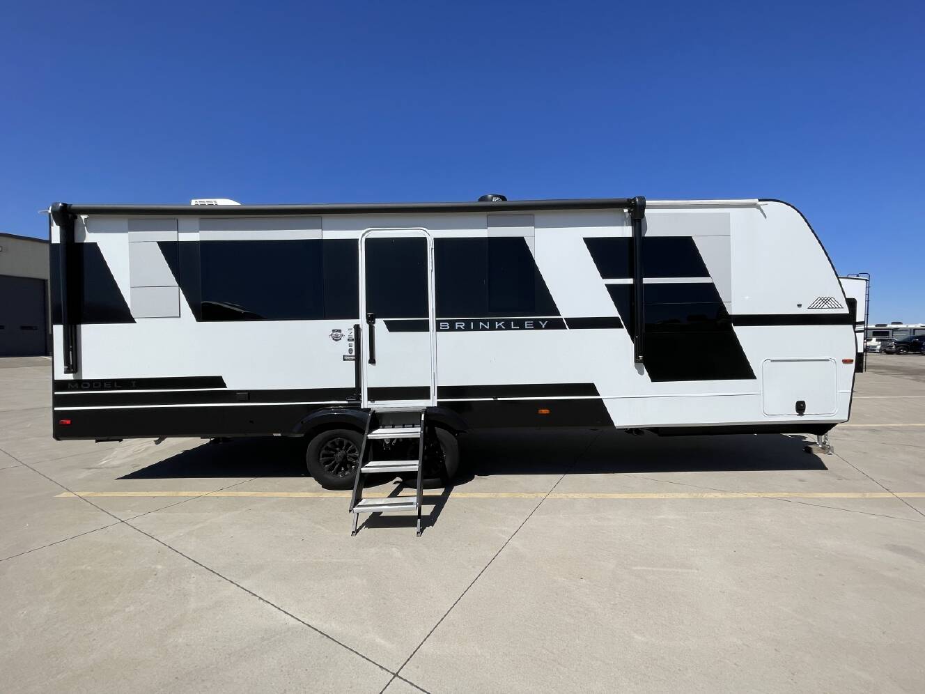 A photo of this 2025 Brinkley Rv MODEL I 275