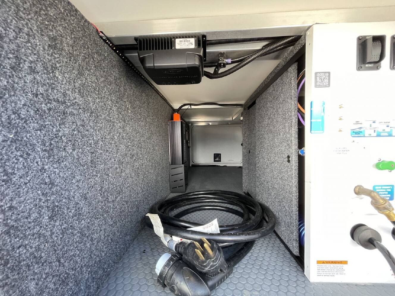 A photo of this 2025 Brinkley Rv MODEL I 275