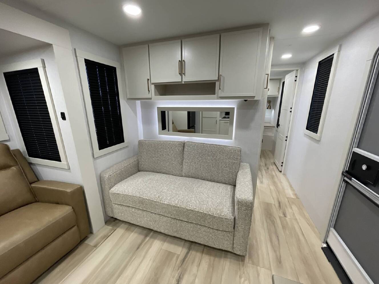 A photo of this 2025 Brinkley Rv MODEL I 275
