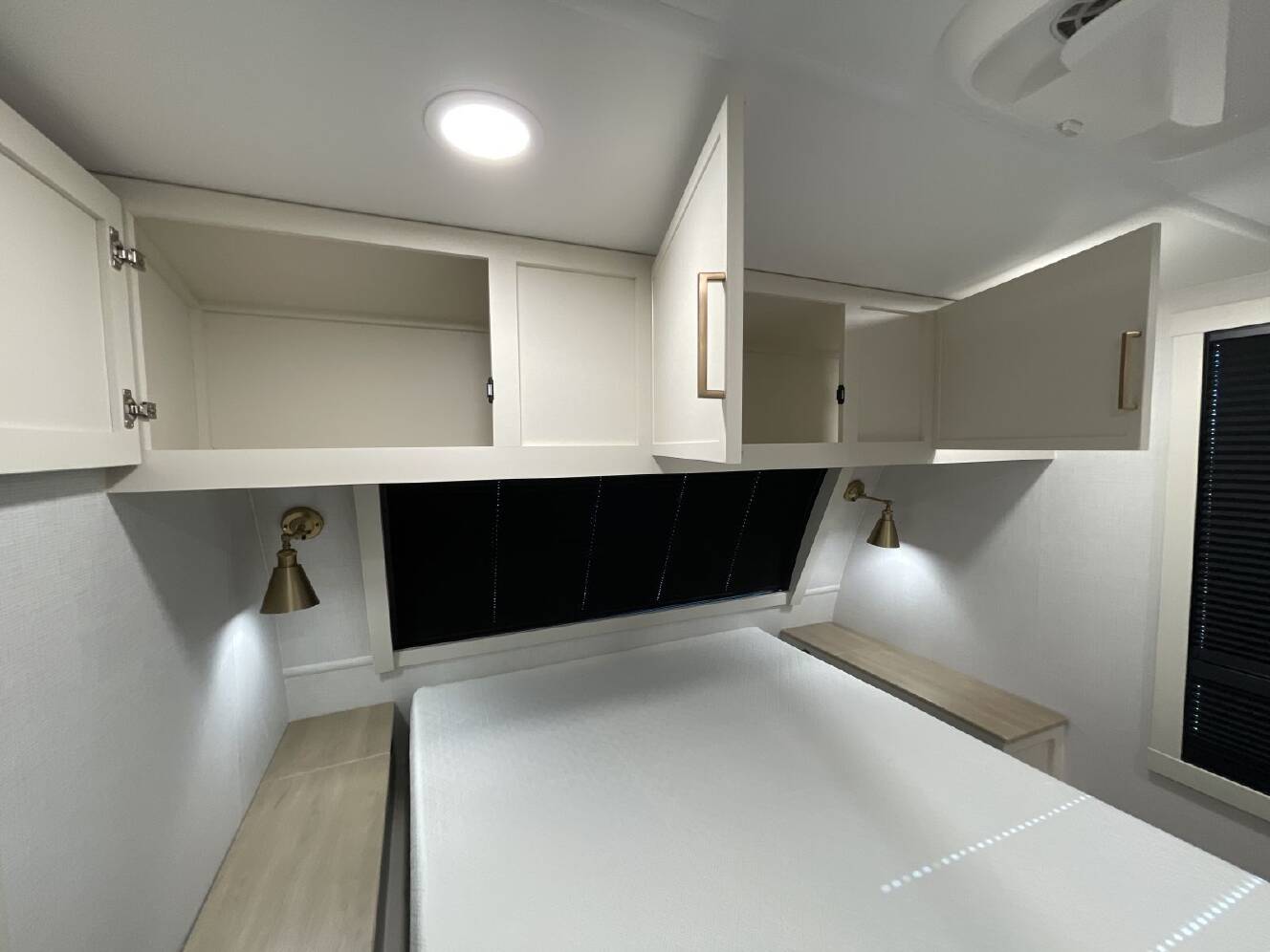 A photo of this 2025 Brinkley Rv MODEL I 275