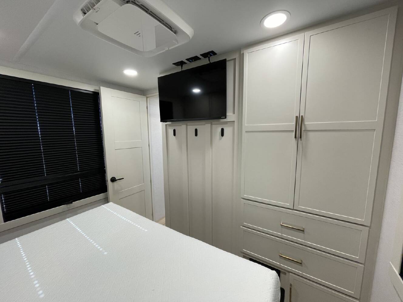 A photo of this 2025 Brinkley Rv MODEL I 275