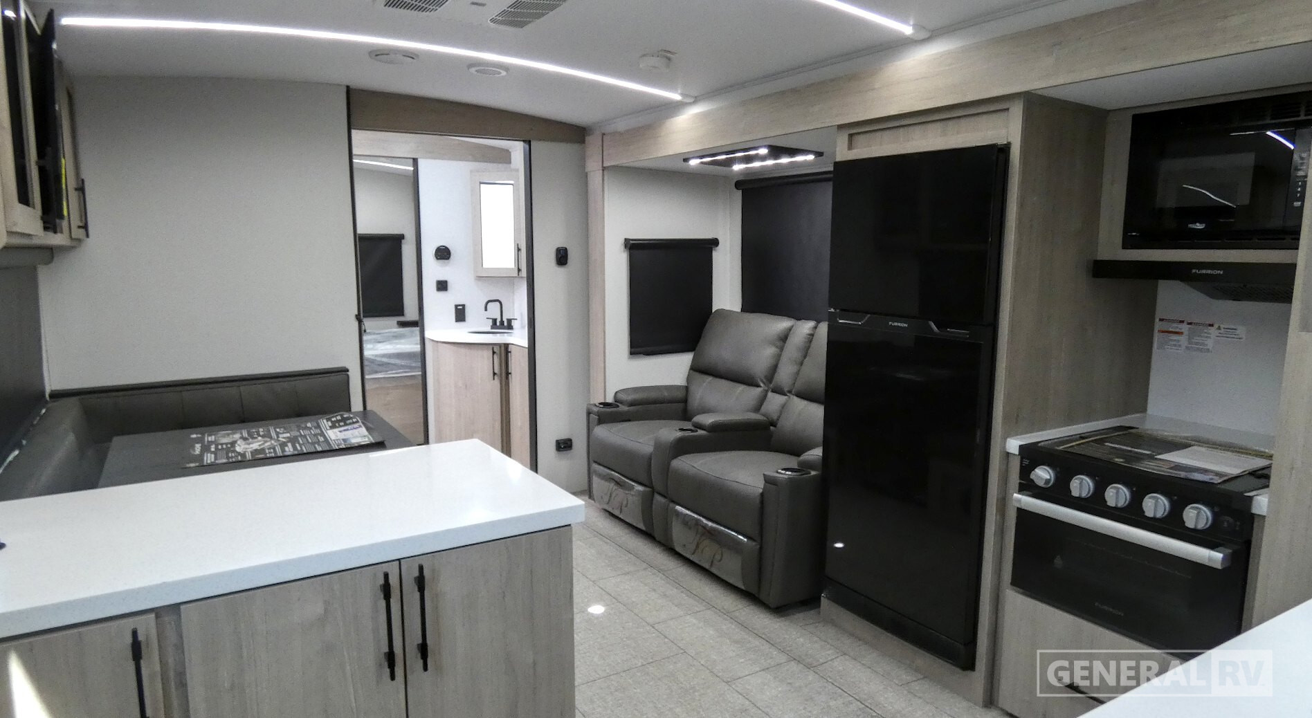 2025 Grand Design IMAGINE 2920BS in longmont CO