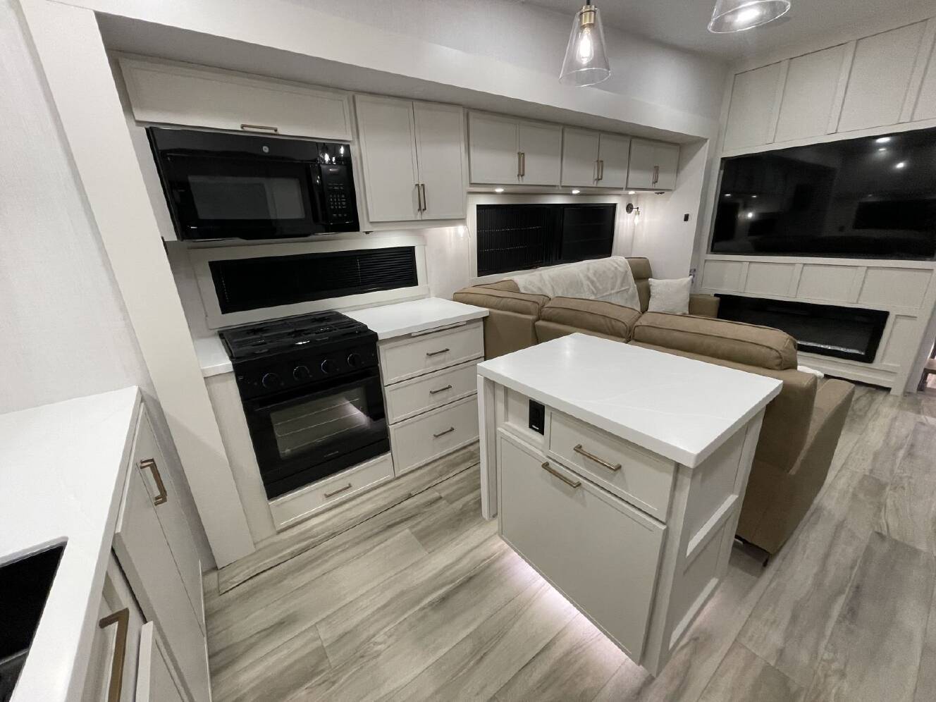 A photo of this 2027 Brinkley Rv MODEL Z 3200