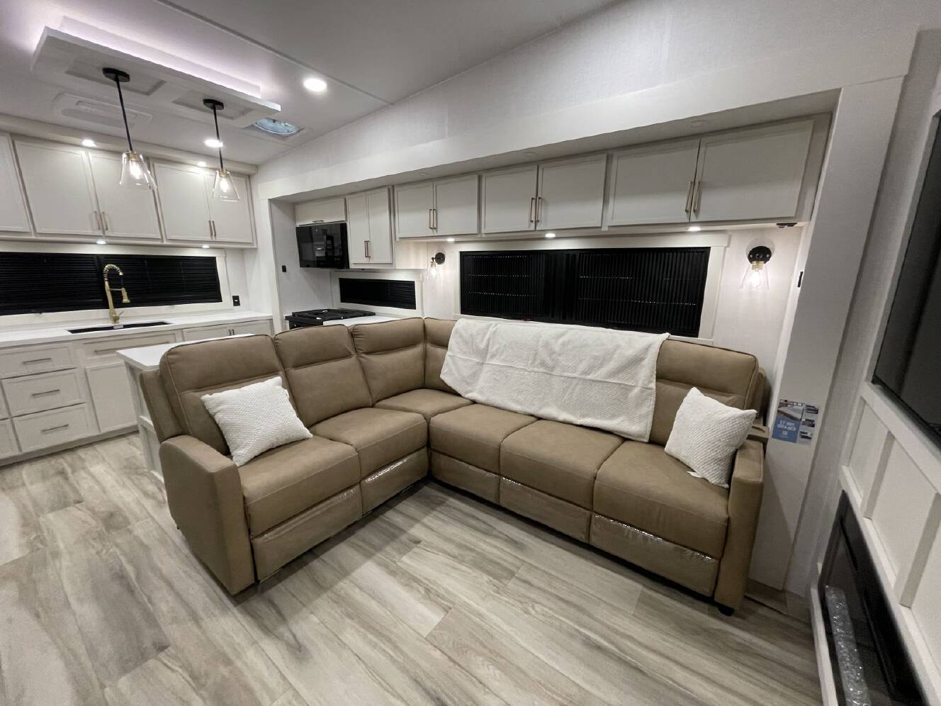 A photo of this 2027 Brinkley Rv MODEL Z 3200