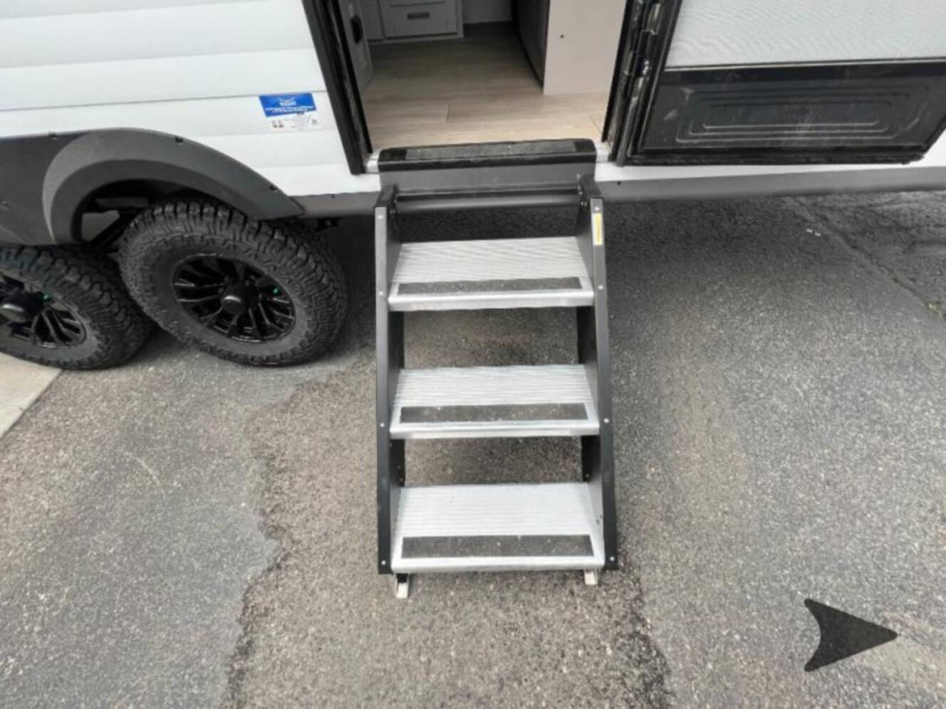 A photo of this 2027 Jayco Jay Flight SLX 260BHW BAJA