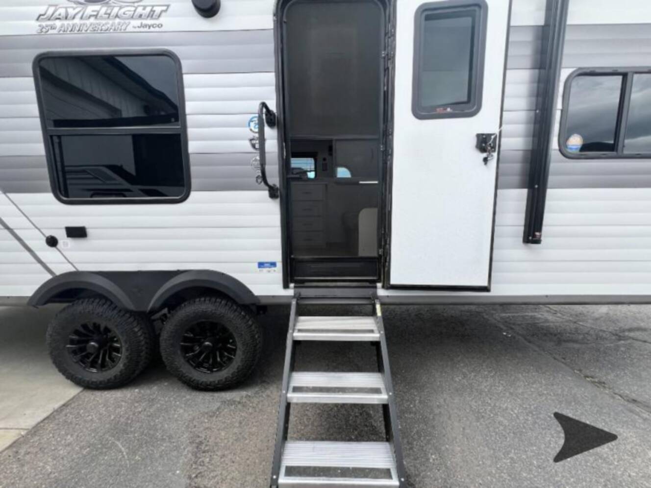 A photo of this 2027 Jayco Jay Flight SLX 260BHW BAJA
