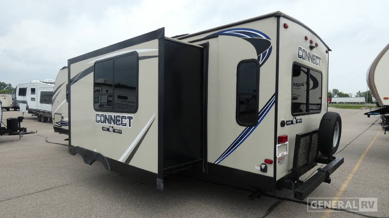 A photo of this 2019 Kz CONNECT C261RLK