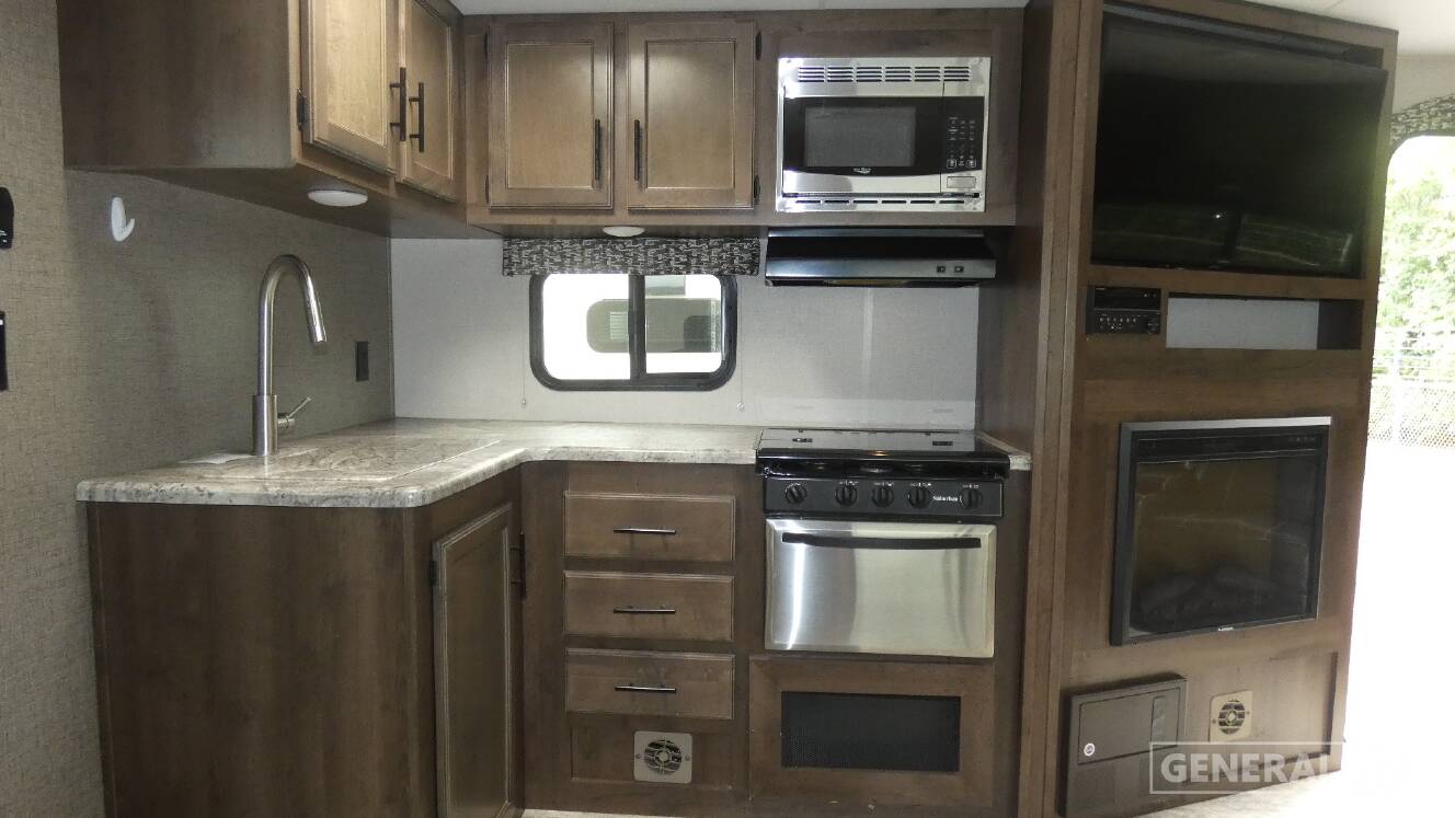 A photo of this 2019 Kz CONNECT C261RLK