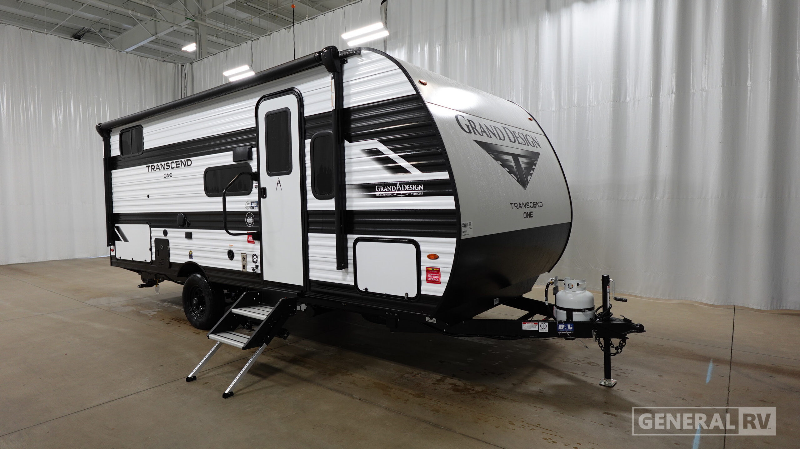 2027 Grand Design Transcend One 161BH in huntley IL
