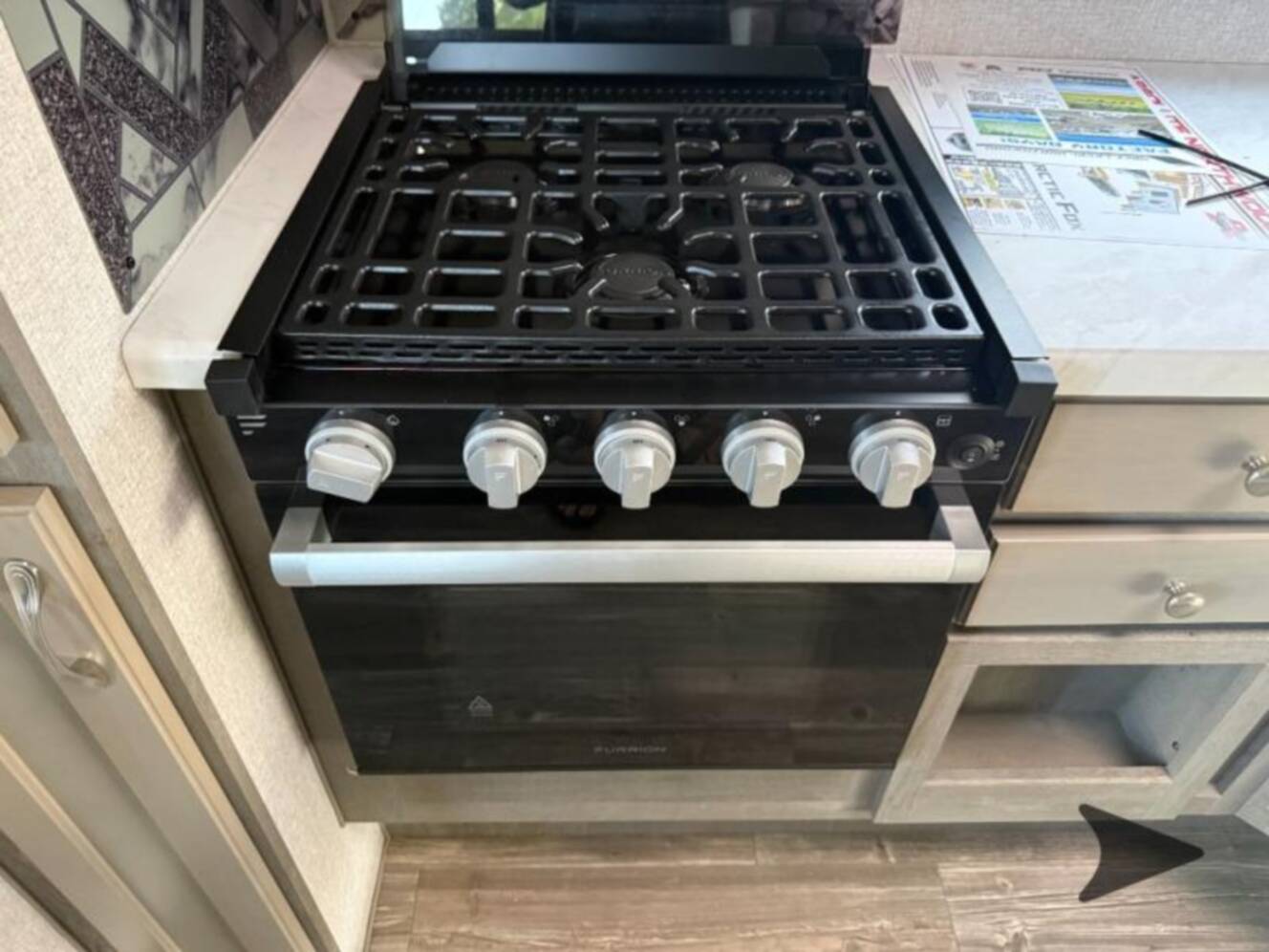 A photo of this 2027 Northwood Arctic Fox 990