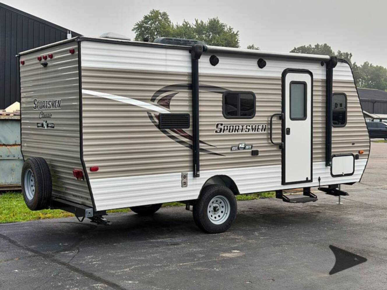 A photo of this 2018 Kz Sportsmen 180BH