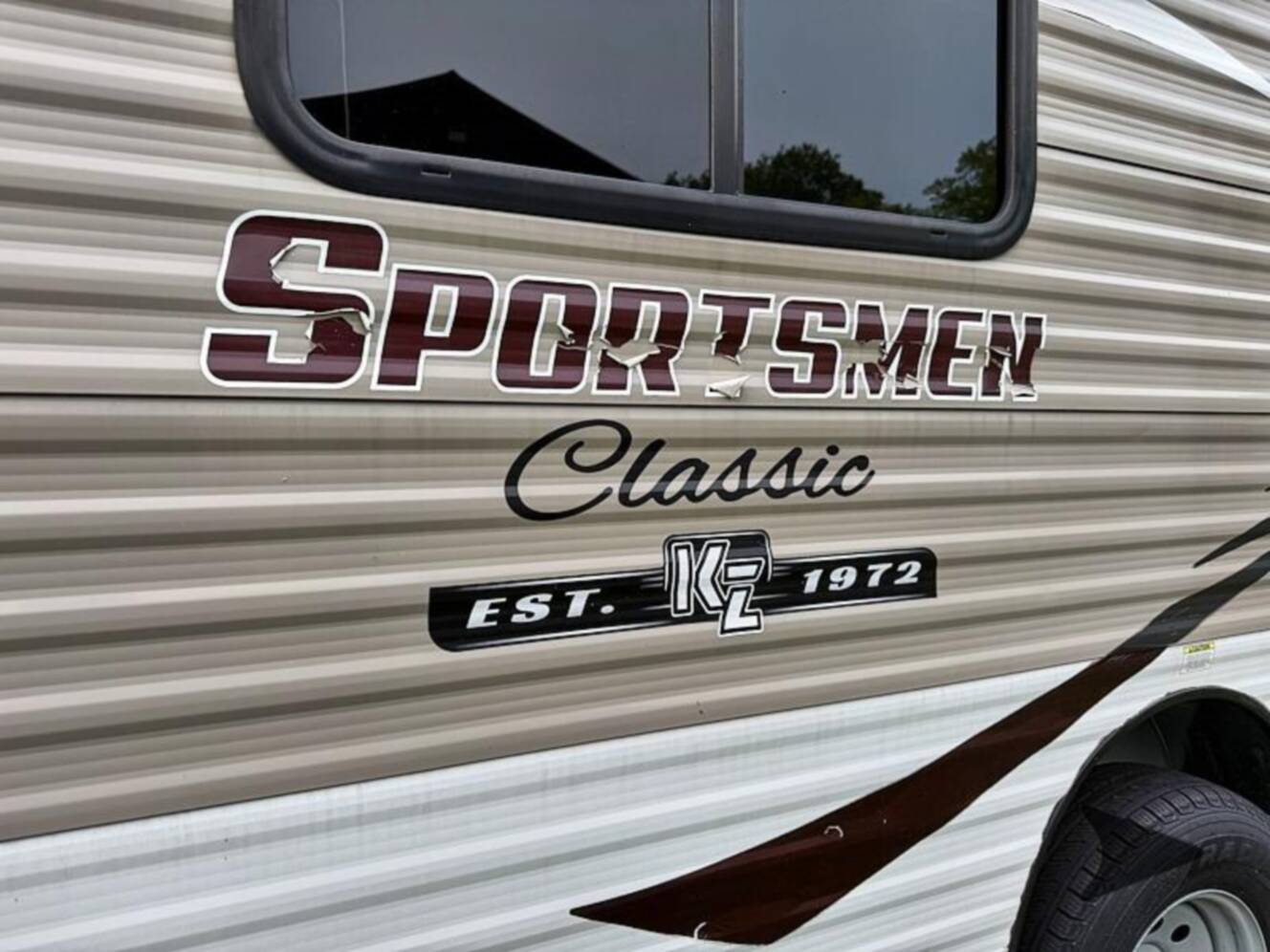 A photo of this 2018 Kz Sportsmen 180BH