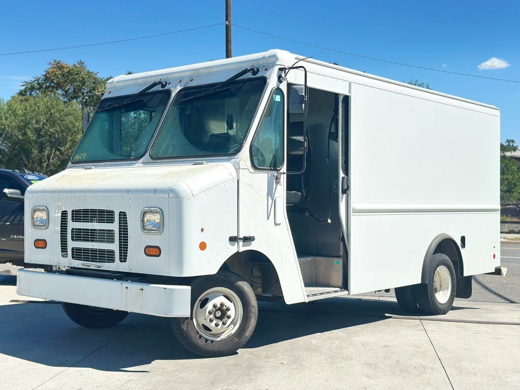 2017 FORD ECONOLINE in Pacoima, CA