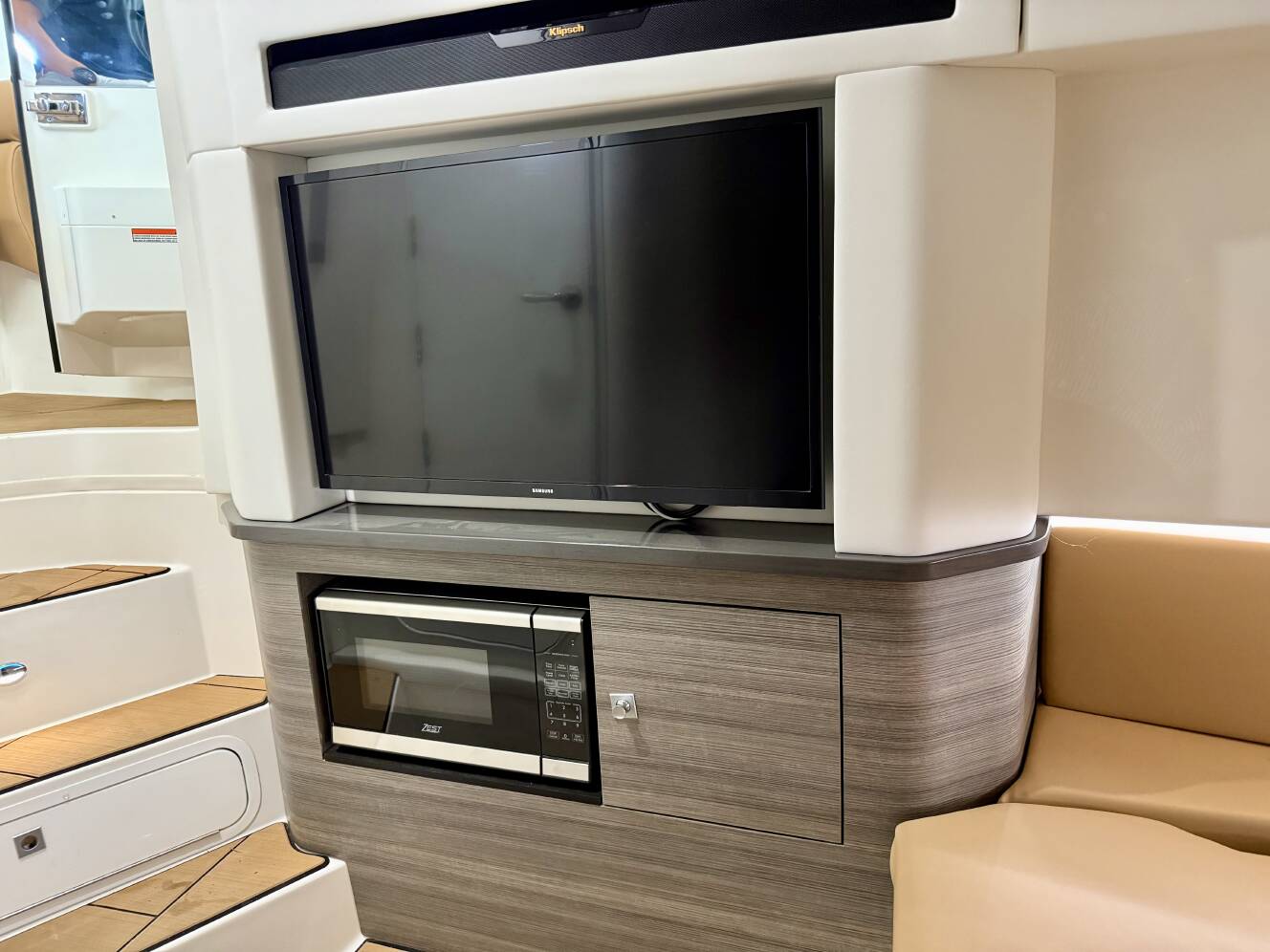 A photo of this 2025 Aviara AV36