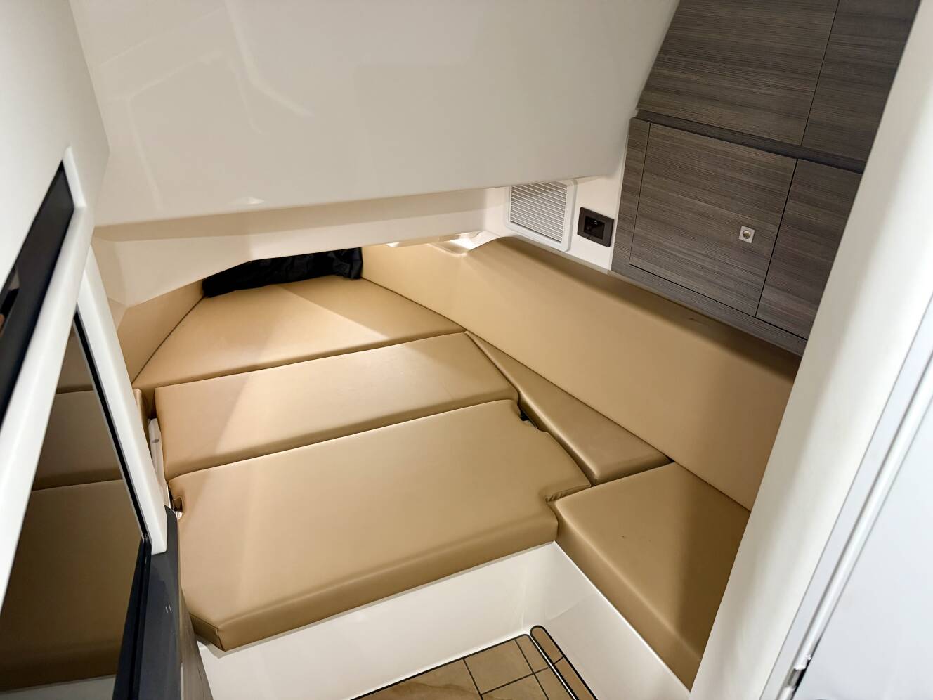 A photo of this 2025 Aviara AV36
