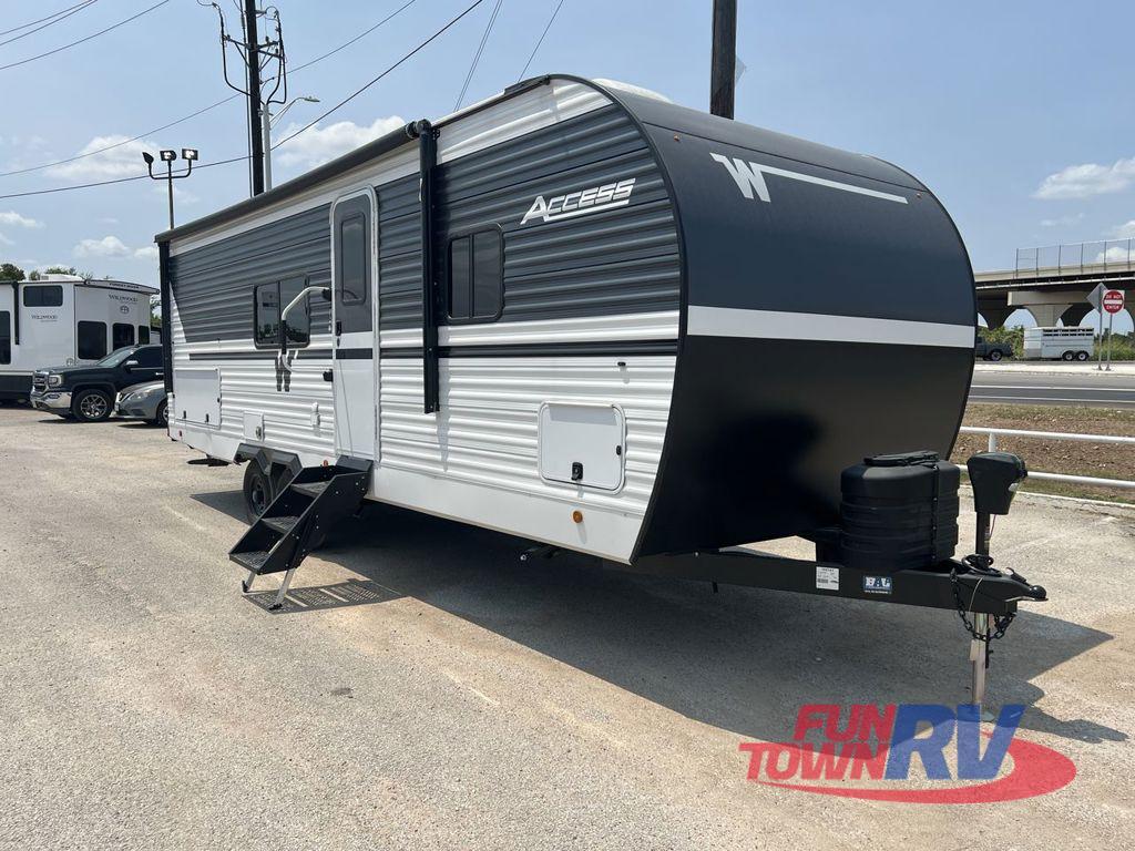 2027 Winnebago Access 25BH in wharton TX