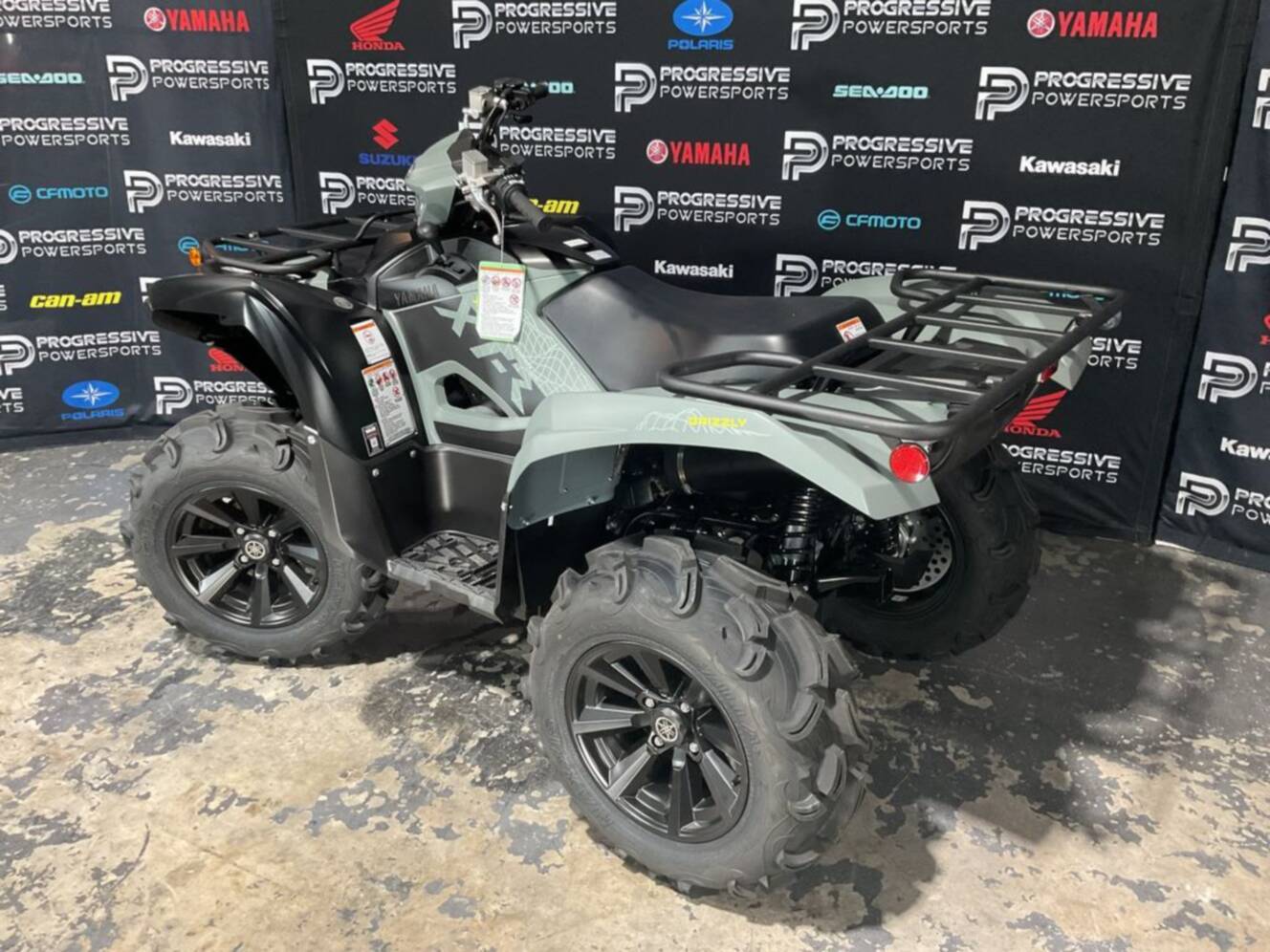 A photo of this 2026 Yamaha Grizzly EPS XT-R