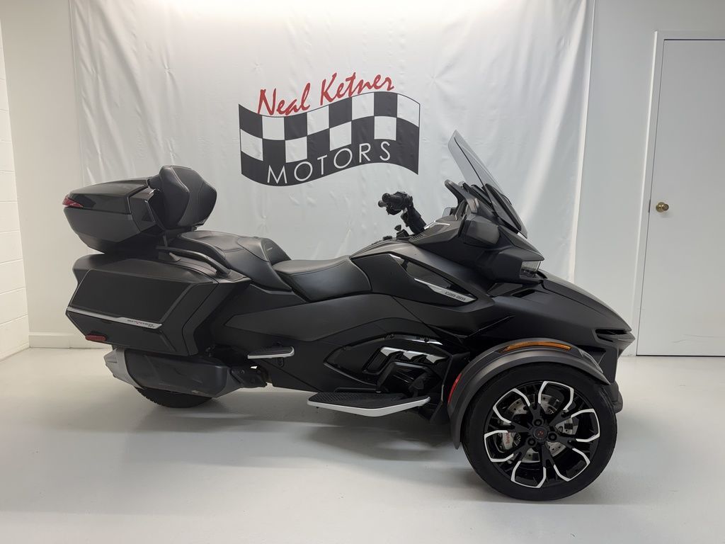 2023 Can-Am Spyder RT Limited Platine Wheels RT LIMITED in Winston Salem, NC