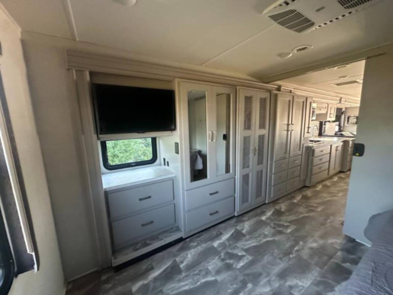 A photo of this 2024 Thor Motor Coach Challenger 36FA