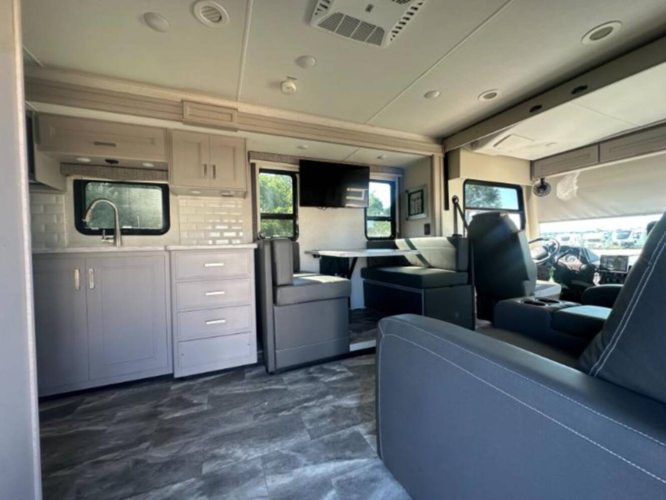 A photo of this 2024 Thor Motor Coach Challenger 36FA