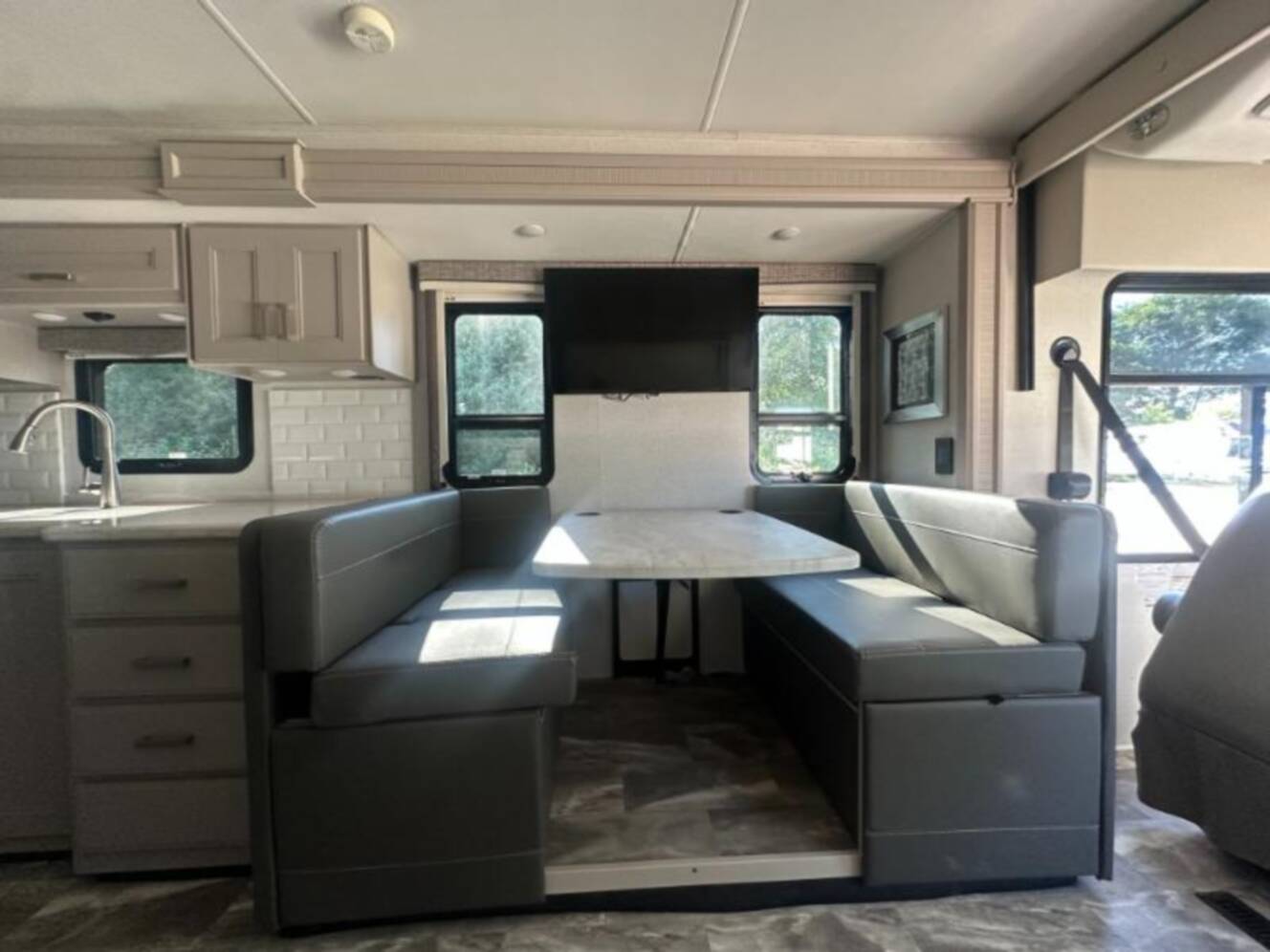 A photo of this 2024 Thor Motor Coach Challenger 36FA