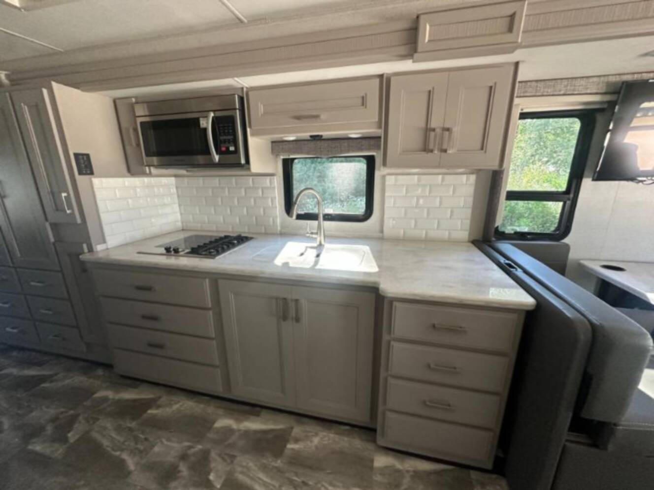A photo of this 2024 Thor Motor Coach Challenger 36FA
