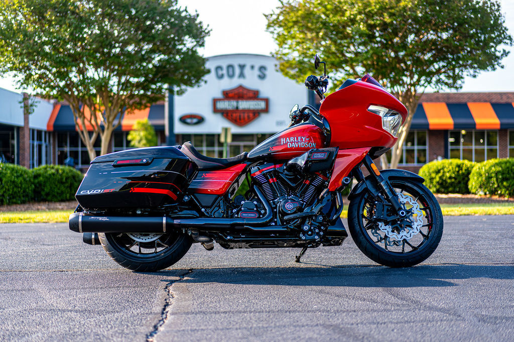 2026 Harley-Davidson® FLTRXSTSE - CVO Road Glide® ST CVO ST in Asheboro, NC