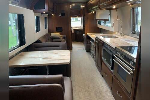 2019 Airstream Classic 33FB in wisconsin rapids WI
