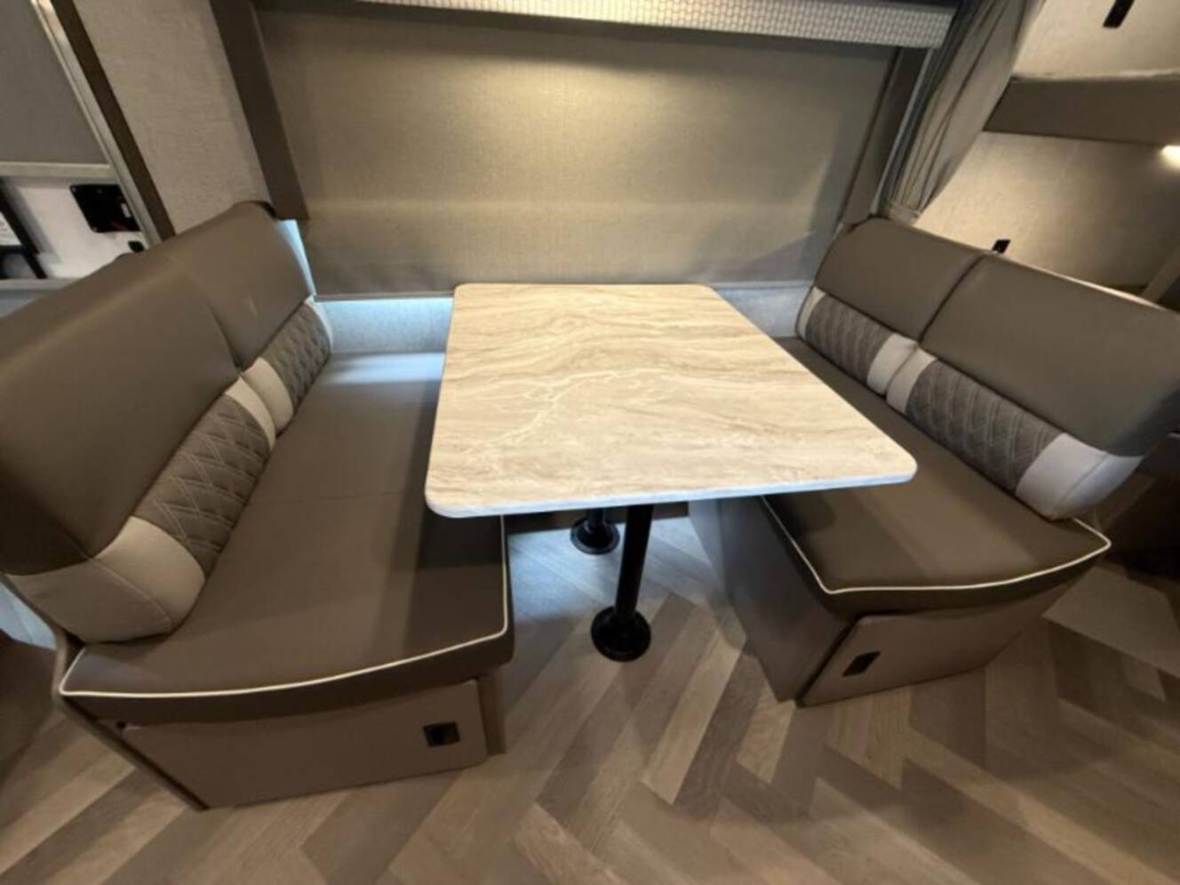 A photo of this 2021 Forest River Salem Cruise Lite 261BHXL