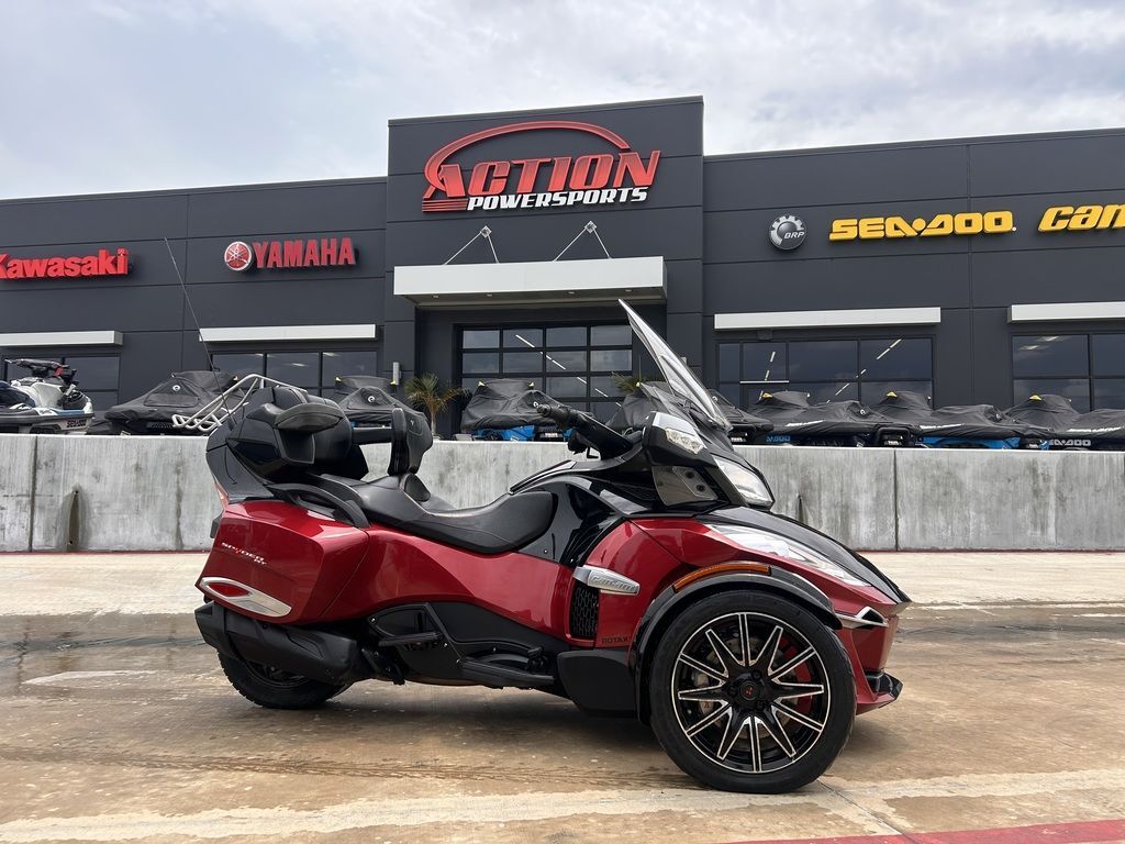 2015 Can-Am Spyder® RT-S Special Series 6-Speed Semi-Automatic (SE RT-S SPECIAL SERIES in Broken Arrow, OK