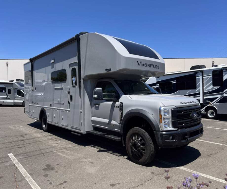 2027 Thor Motor Coach MAGNITUDE Z30-M in west sacramento CA