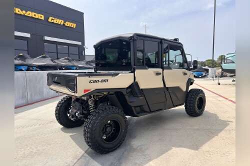 2026 Can-Am Defender MAX Limited HD11 Desert Tan & Carbon Black in broken arrow OK