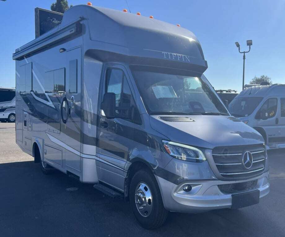 2027 Tiffin WAYFARER 25XLW in san diego CA