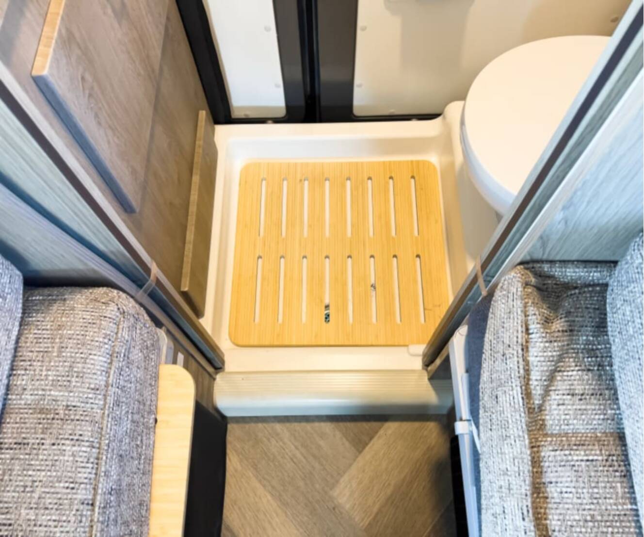 A photo of this 2026 Winnebago TRAVATO BU259K