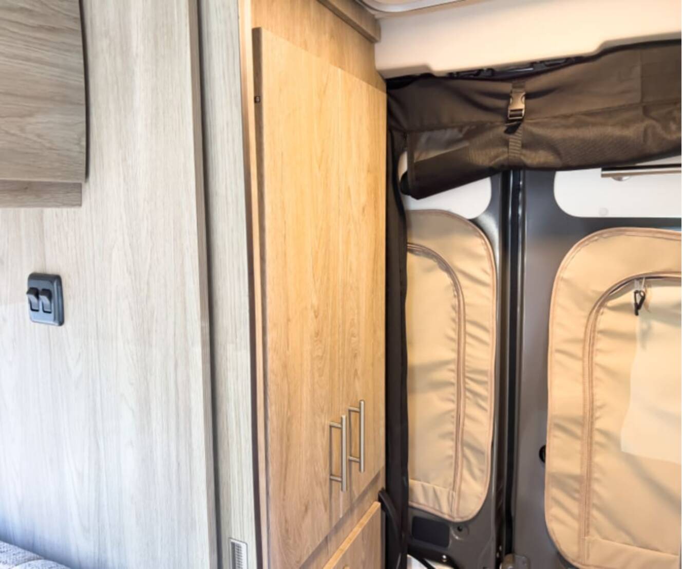 A photo of this 2026 Winnebago TRAVATO BU259K