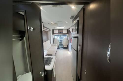 2017 Leisure Travel Vans UNITY U24MB in san diego CA