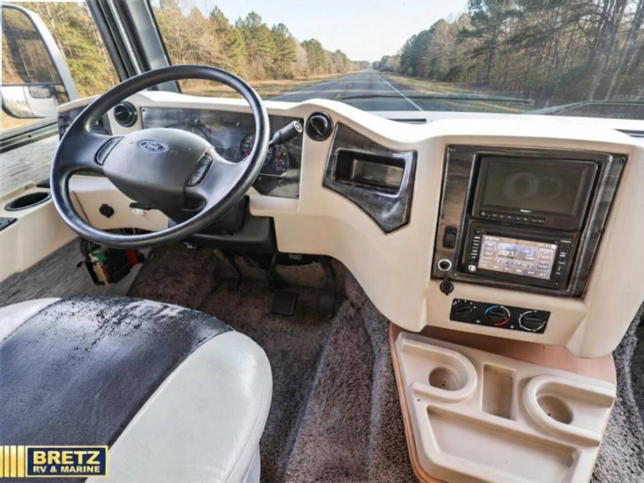 A photo of this 2019 Newmar Bay Star 3626