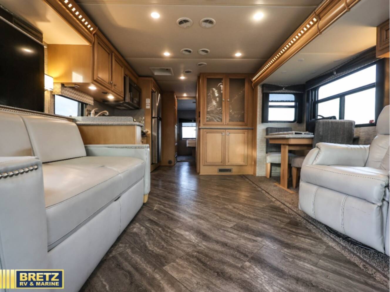 A photo of this 2019 Newmar Bay Star 3626