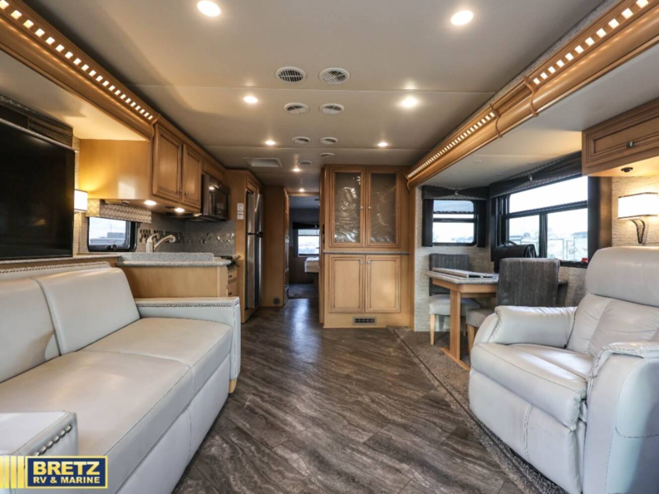 A photo of this 2019 Newmar Bay Star 3626